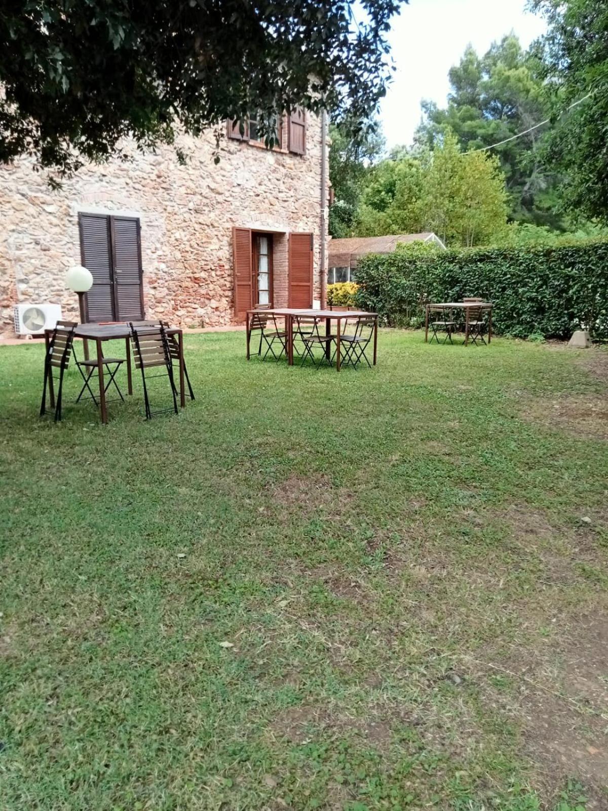 Residence La Casaccia Venturina Terme Eksteriør bilde